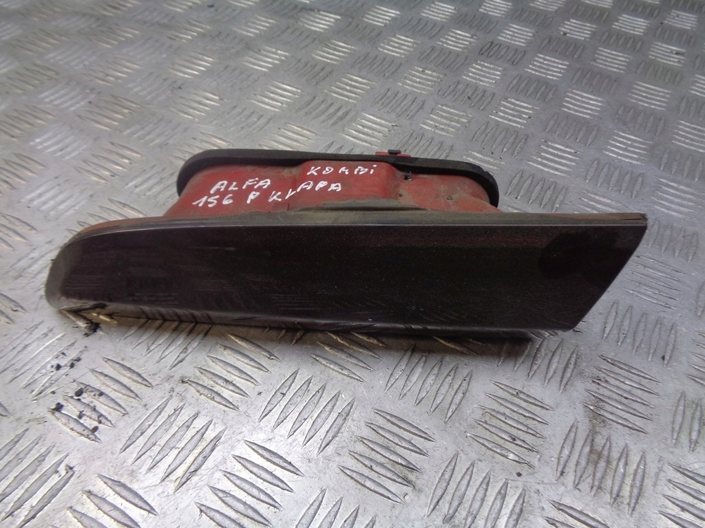 фото №1, Лампа правая задняя w крышка багажника alfa romeo 156