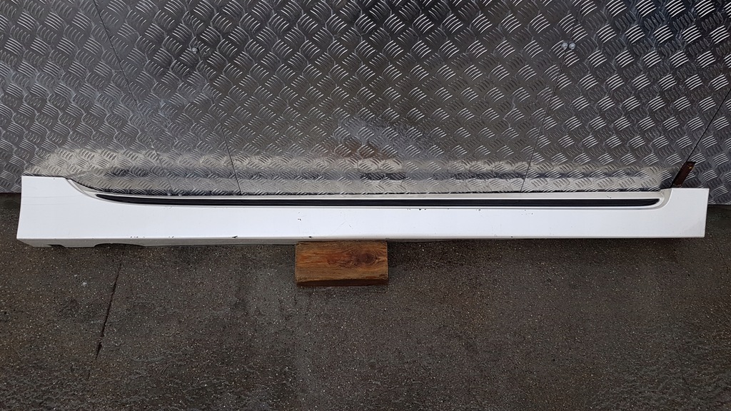 фото №1, Молдинг поріг права opel ampera 22840892