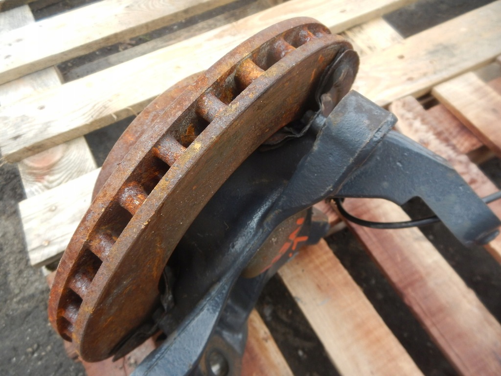 фото №6, Поворотный кулак левая iveco daily iv 14-