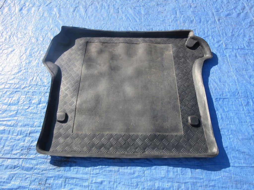 фото №1, Toyota land cruiser 120 підлога з багажника гумовий елемент