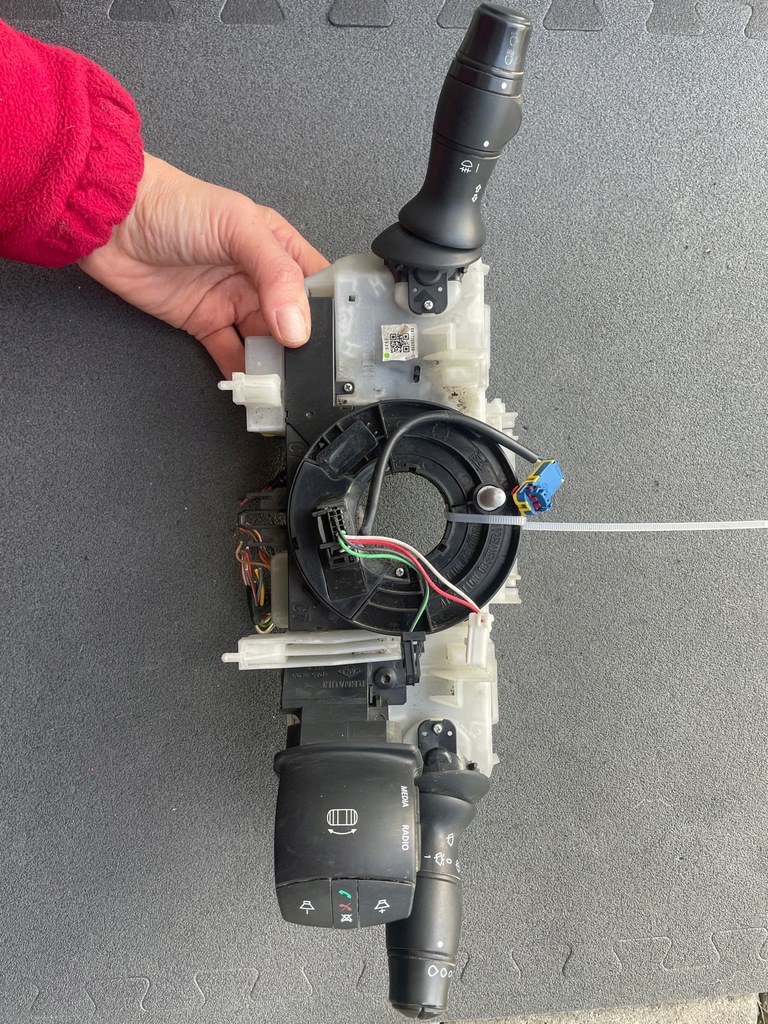 фото №1, Переключатель zepolony лента renault master iii lift 255522540r