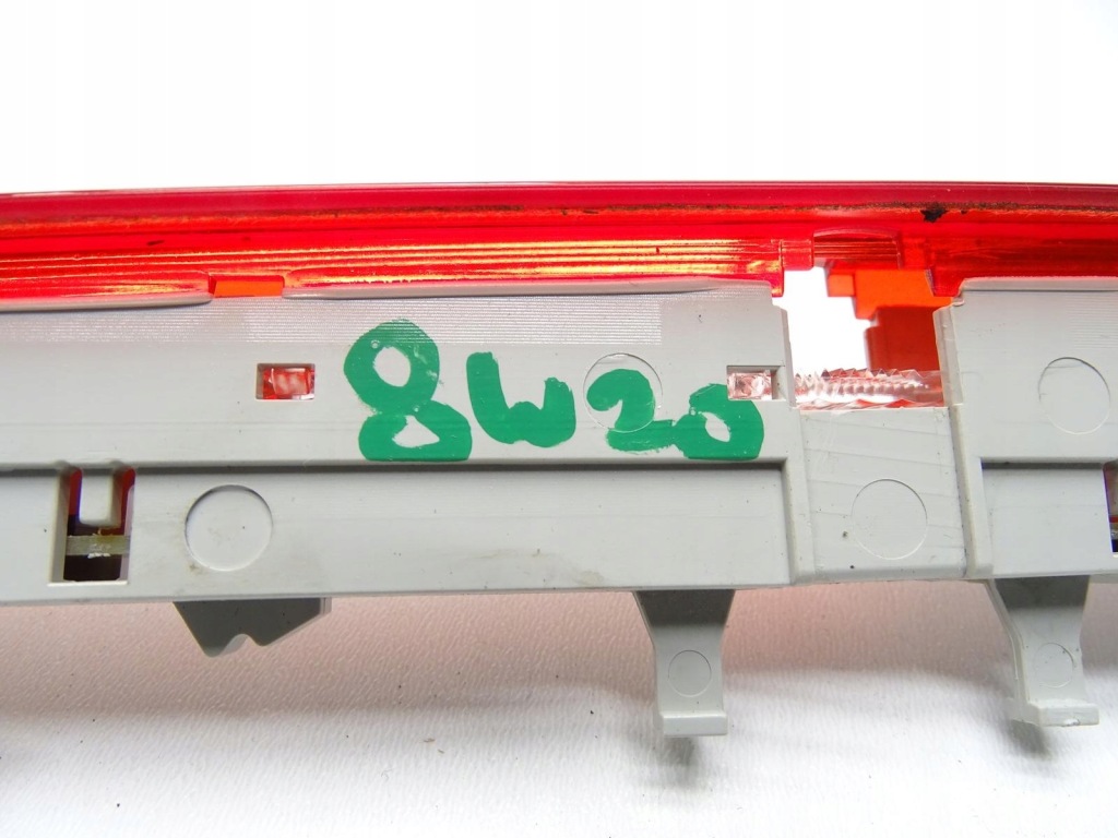 Фара фонарь  стоп-сигнал третий стоп 5e9945097c skoda octavia 3 рестайлинг  универсал Цена