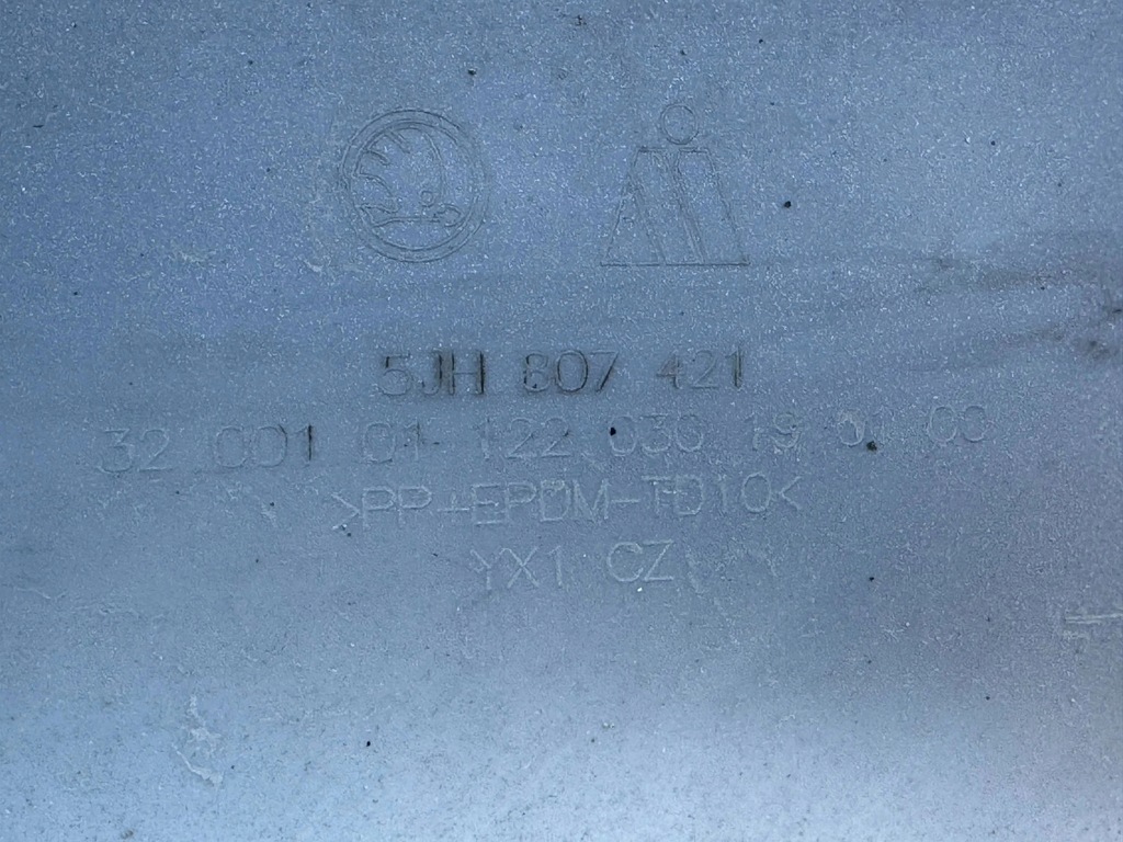 фото №10, Skoda rapid 12-19 liftback sedan бампер задня задній