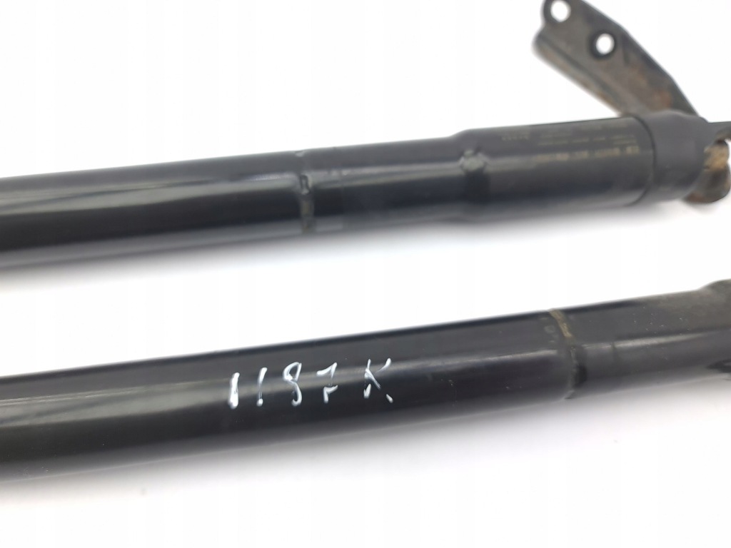 фото №8, Nissan x-trail t32 2015 комплект амортизатор крышки задний багажника