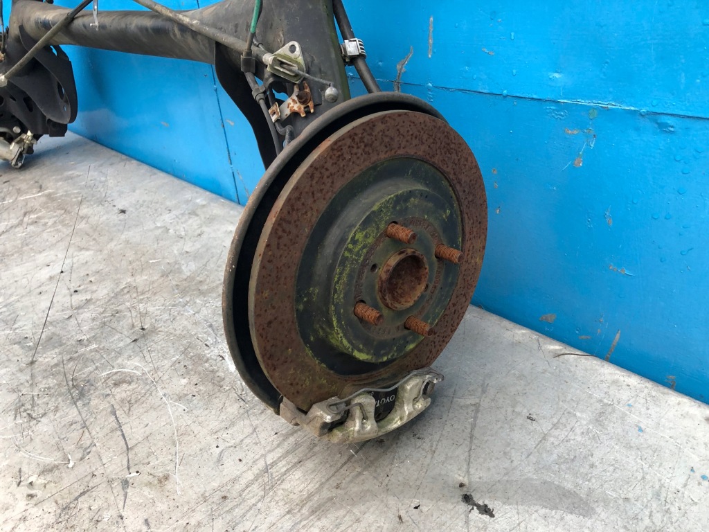 фото №5, Toyota yaris iii подвеска балка задняя задняя oś