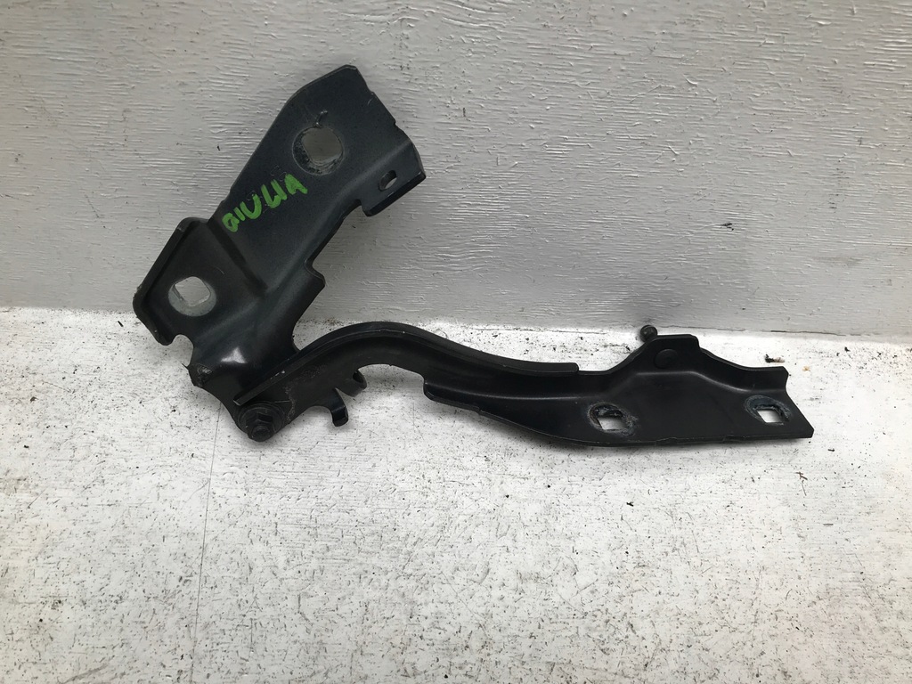 фото №1, Alfa romeo giulia петля капот правий oryg демонтаж