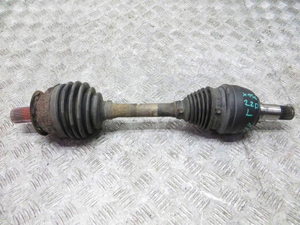 фото №1, Mercedes gla x156 w156 2.2 приводной вал левая перед 13-