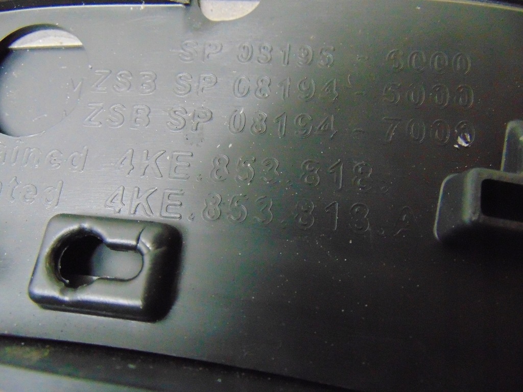 фото №15, Накладка крила права задня audi e-tron 4ke853026e