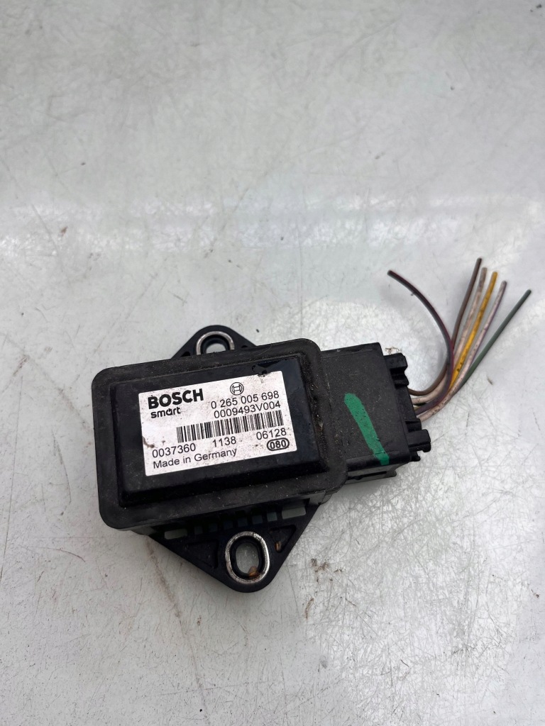 фото №1, Smart fortwo i --- датчик ускорения 0265005698