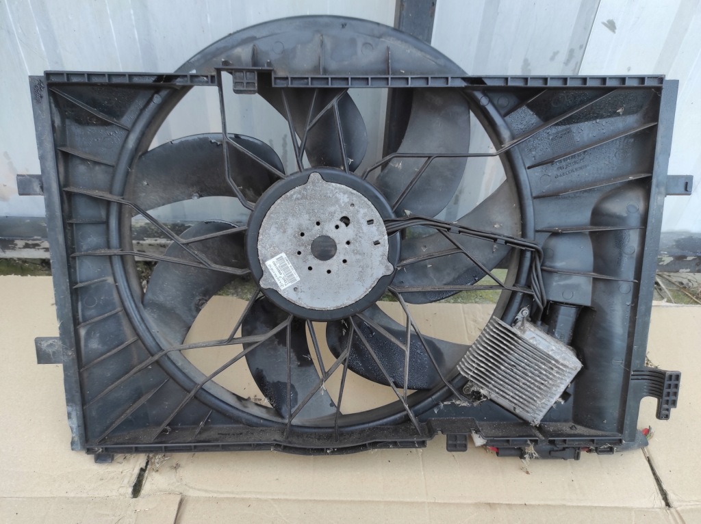 Вентилятор вентилятор модуль mercedes w203 clk w209 a2035000193 в Україні