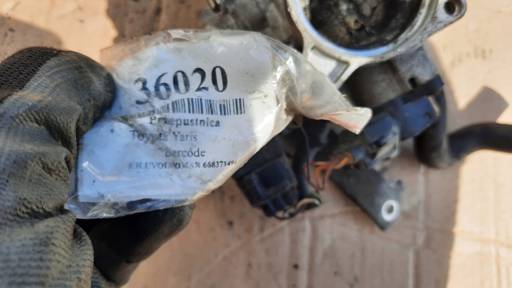 фото №4, Дросельна заслінка toyota yaris 1.0 89452-0d010