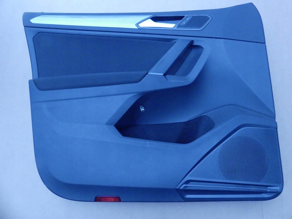 фото №7, Dw tiguan 2 lift обивка дверь ткань