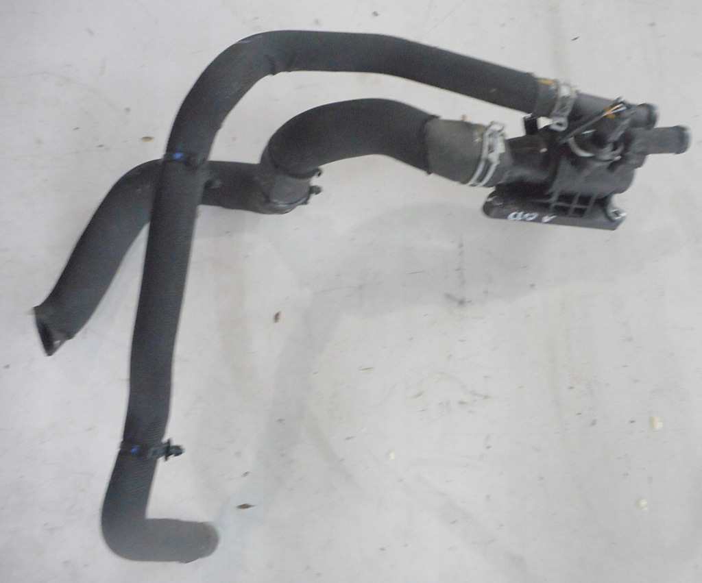 фото №1, Clio v captur 1,5 blue dci термостат корпус трубка