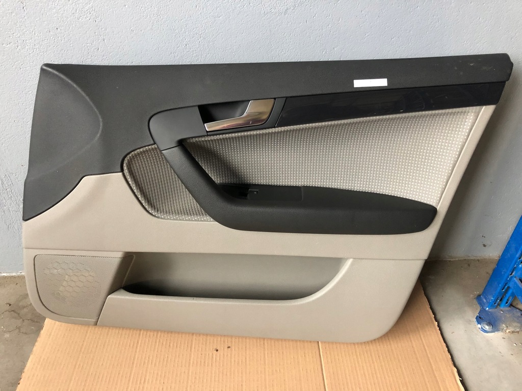 фото №12, Оббивка, обшивка двері правий перед audi a3 8p 5d