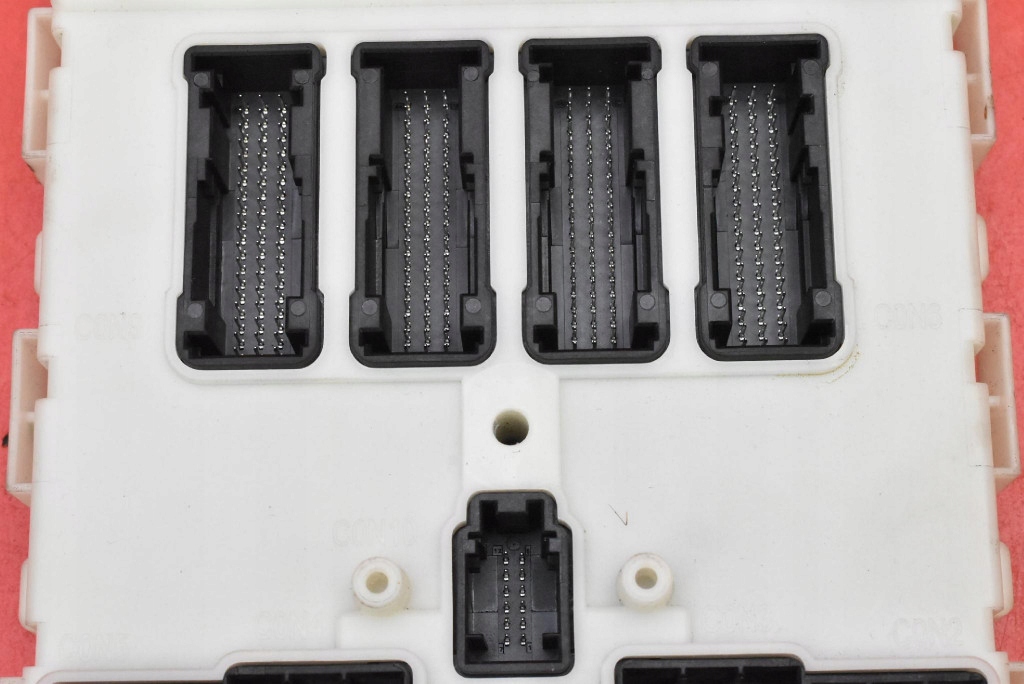 фото №8, Коробка предохранителей bsi bcm bdc 9383712 bmw x5 f15 3.0i 306 km 13-18