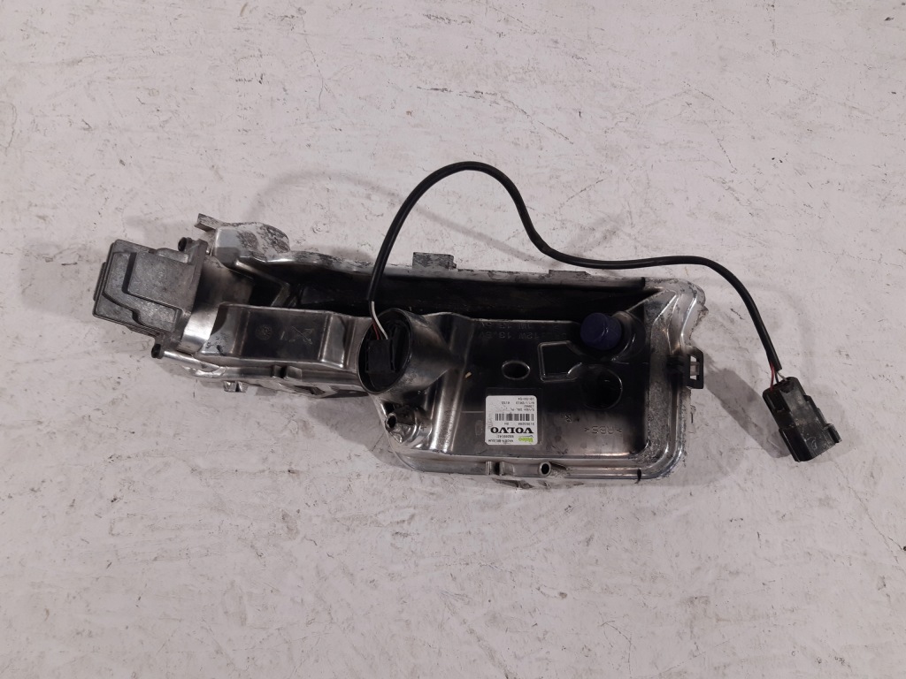 Volvo s60 v60 противотуманная фара drl led правый перед в Украине