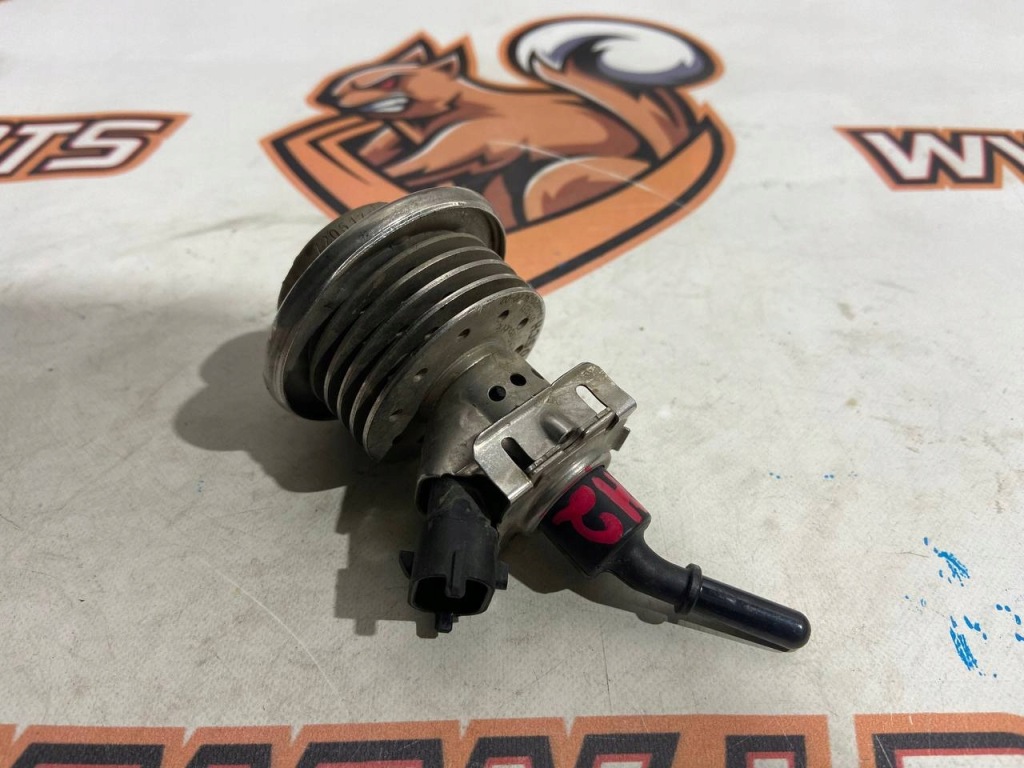 Купить Форсунка adblue land rover disco 5 l462 fpla-189e3-ac