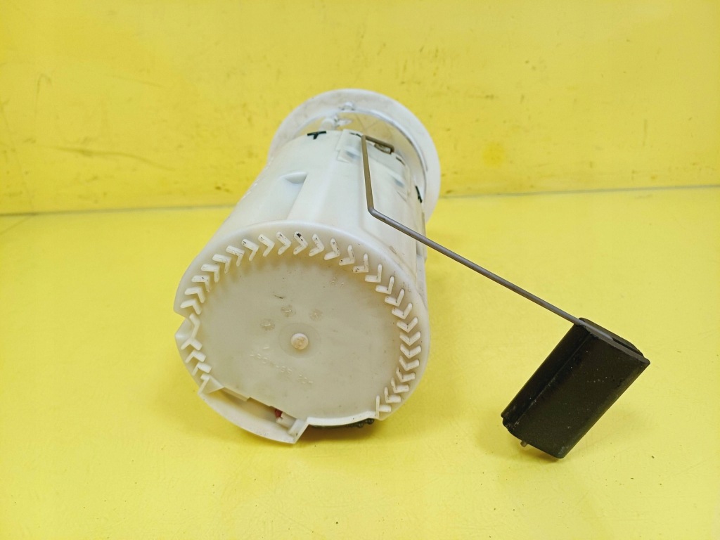 Помпа насос пального w бак fiat idea 1.3b 0580303008 nr142 Зі Шроту