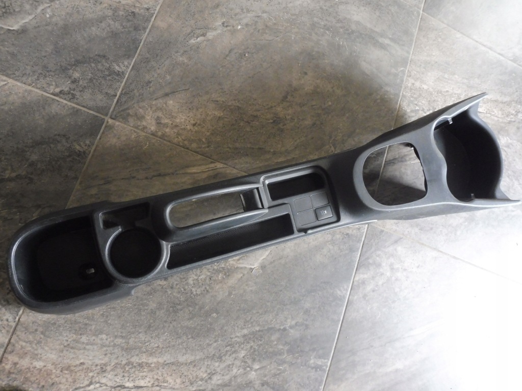 фото №1, Подлокотник yaris iii 1.0 1kr