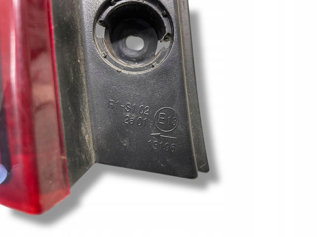 Chevrolet cruze 2012 лампа задняя левая сторона хэтчбек 13196 Киев