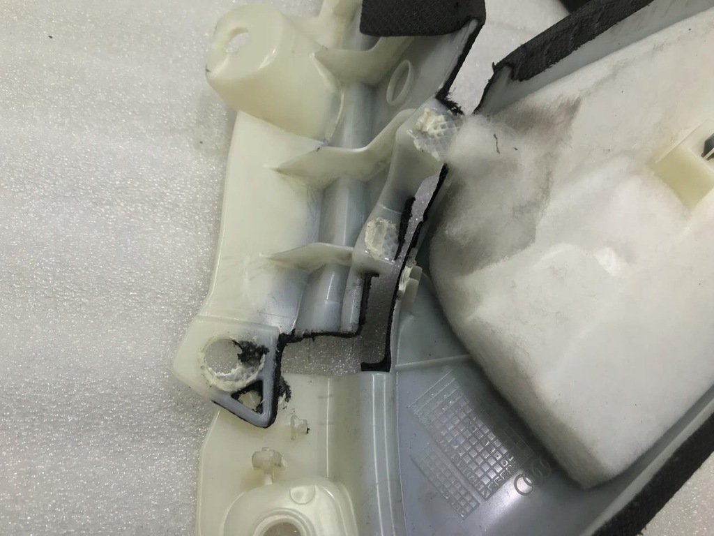 фото №6, Защита стойка c левый задняя audi a5 8t 8t8867287a