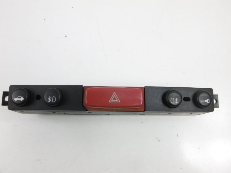 Купить Alfa romeo 147 переключатель аварийных 735266925 hazard