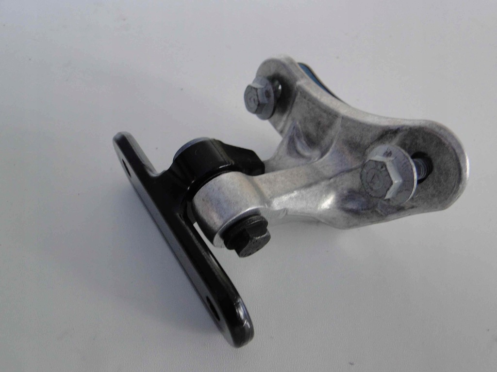 фото №4, Mercedes-benz оригінальний номер a2467201237 петля двері задній p