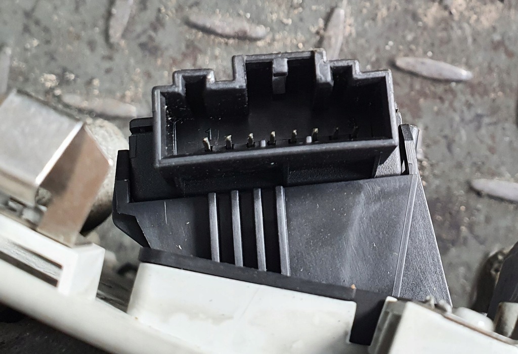 фото №4, Модуль сигналізація vw polo 9n 6q0951171