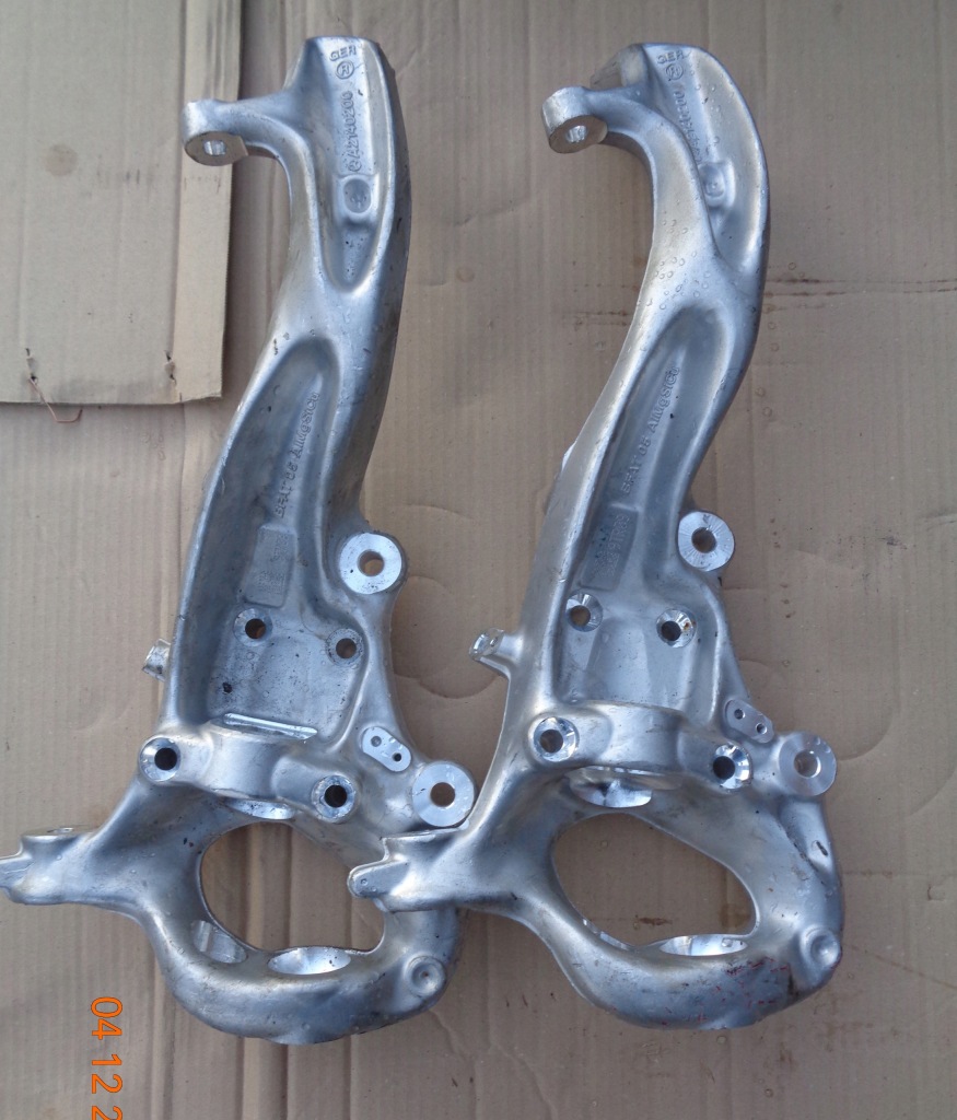 Купить Поворотный кулак передняя левая правая mercedes w214 2wd задний  привод fabrycznie nowa!