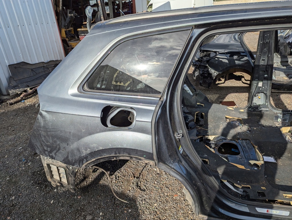 фото №9, Audi q7 4m0 sq7 4.0 tdi 2015-2024 pas піддон чверть