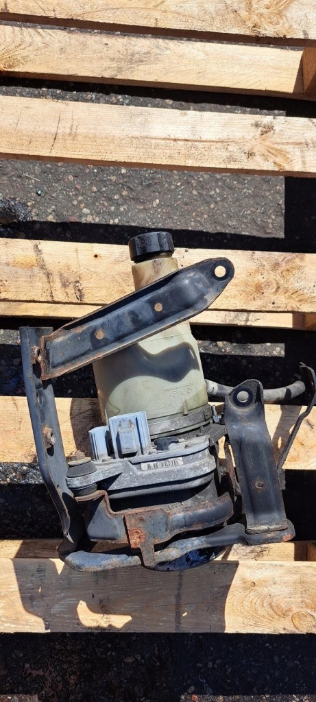 фото №2, Насос підсилювача volvo c30 5n513k514ca