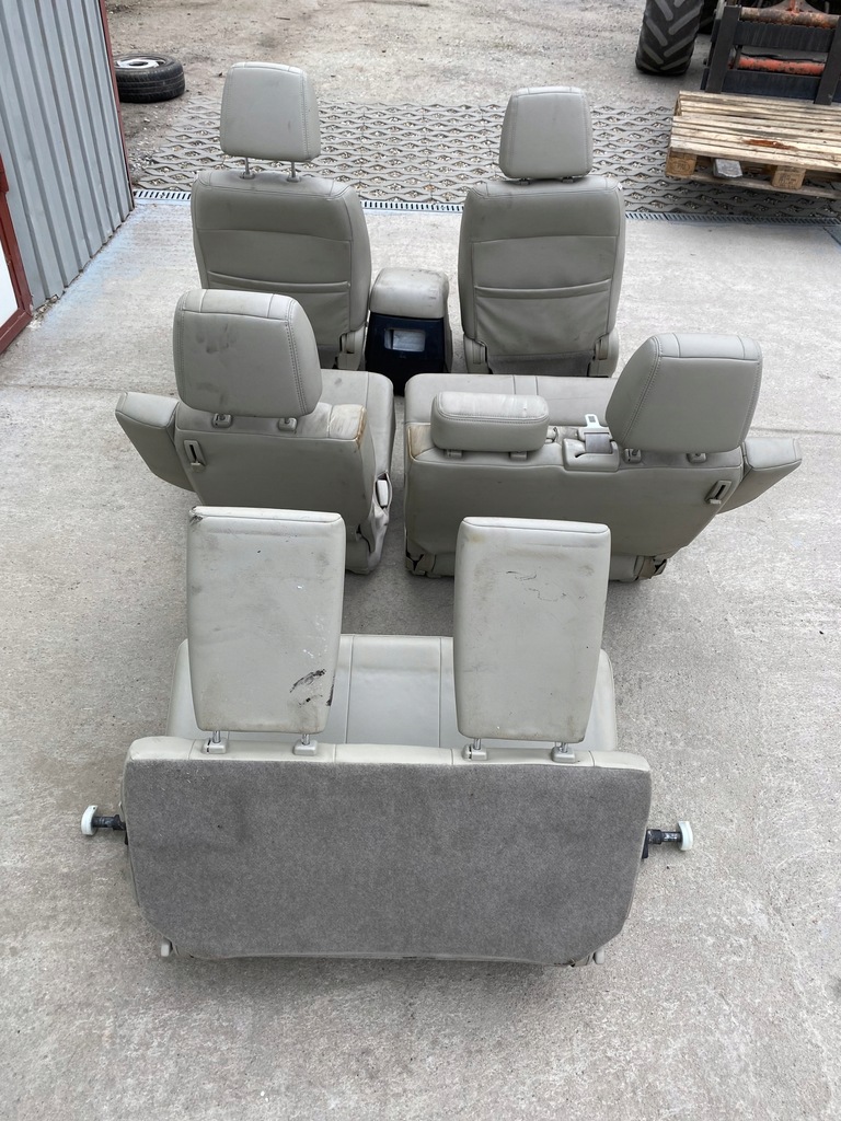 фото №8, Mitsubishi pajero iv сидіння сидіння заднє сидіння шкіра світла 7 осіб