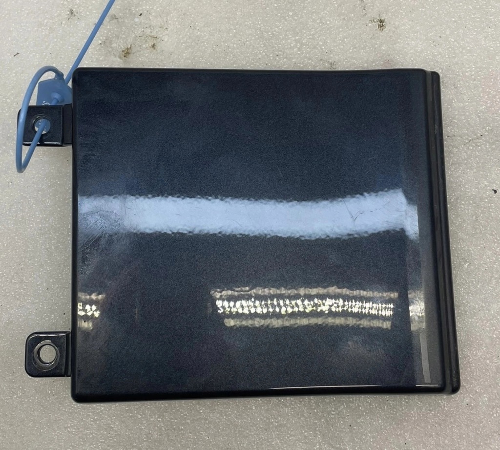 Купити Молдинг pod кришка заливної пального renault trafic iii 3 iii lift iv 788284942r