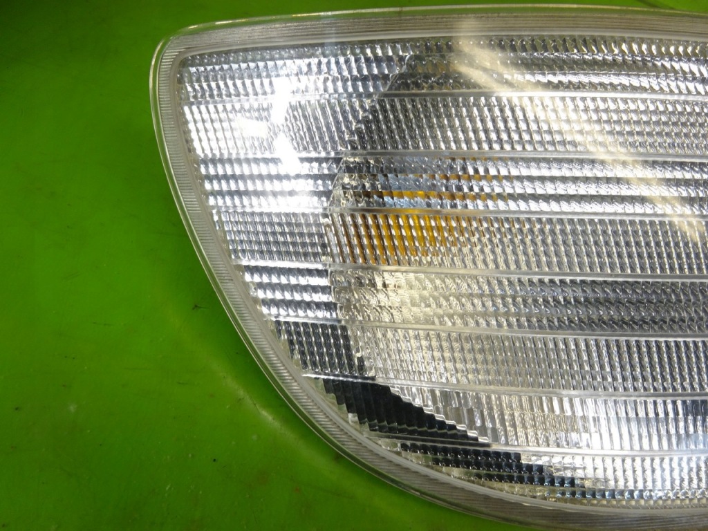 Поворотник правый mercedes vito w638 00r Цена