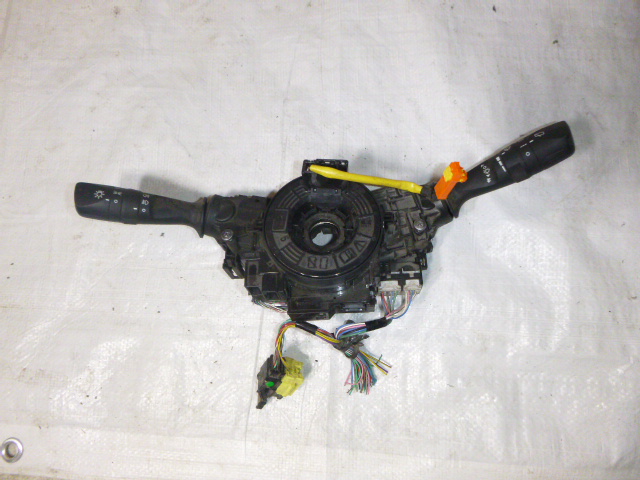 фото №1, Переключатель комбинированный лента toyota rav iv