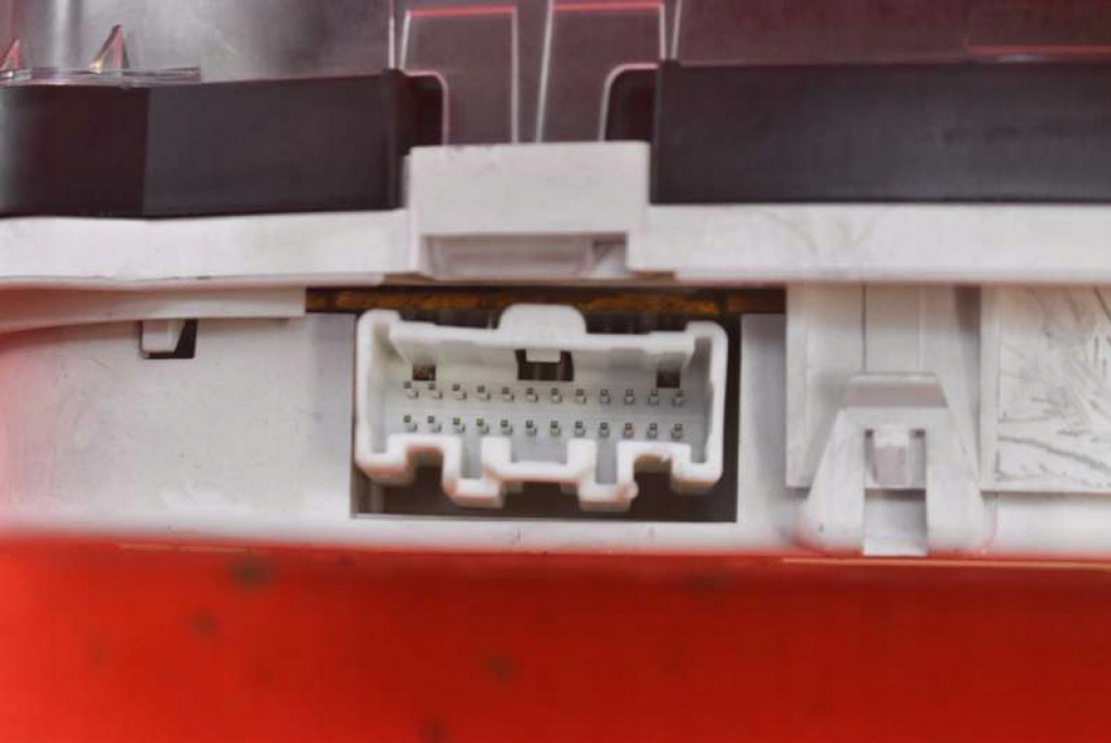 фото №9, Лічильник прилади eu 3m71-10849-ng mazda 2 dy 1.4 tdci 68 km lift 05-07