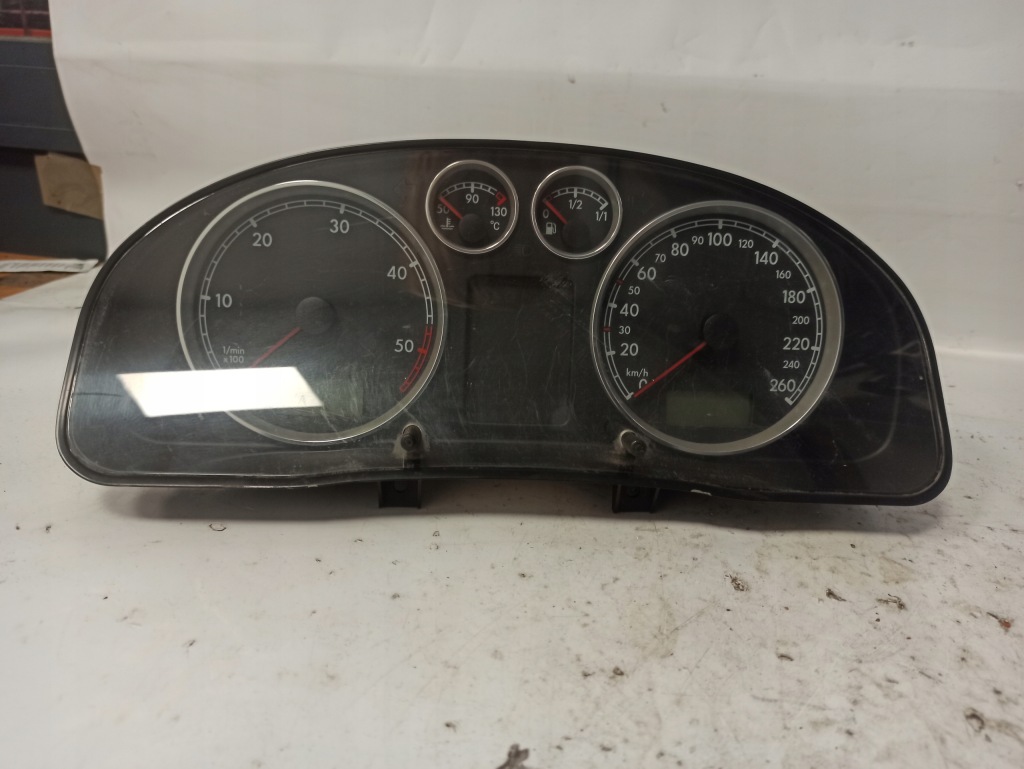 фото №1, Volkswagen passat b5 fl 1.9 tdi счетчик приборы 3b0920806a