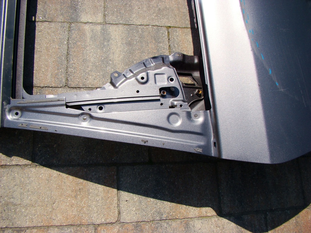 фото №7, Toyota sienna дверь задние правое