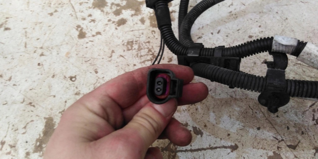 фото №3, Audi q3 8u wąż трубка шланг adblue 5n0131983a