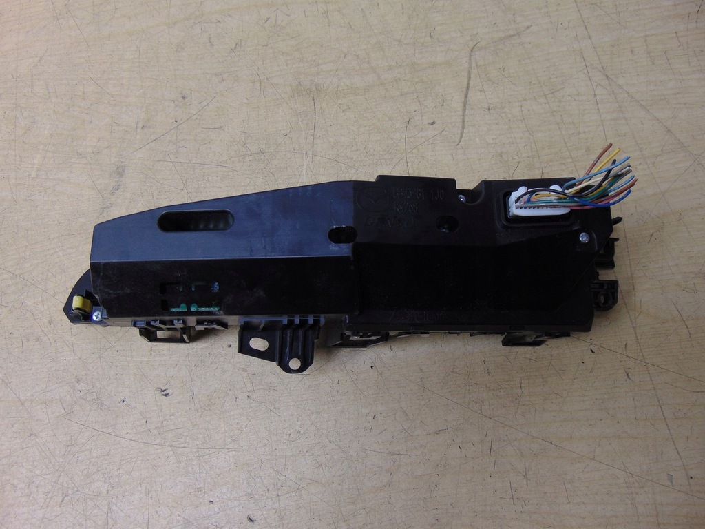 фото №10, Бортовой компьютер дисплей mazda 3 bl 2009-2013