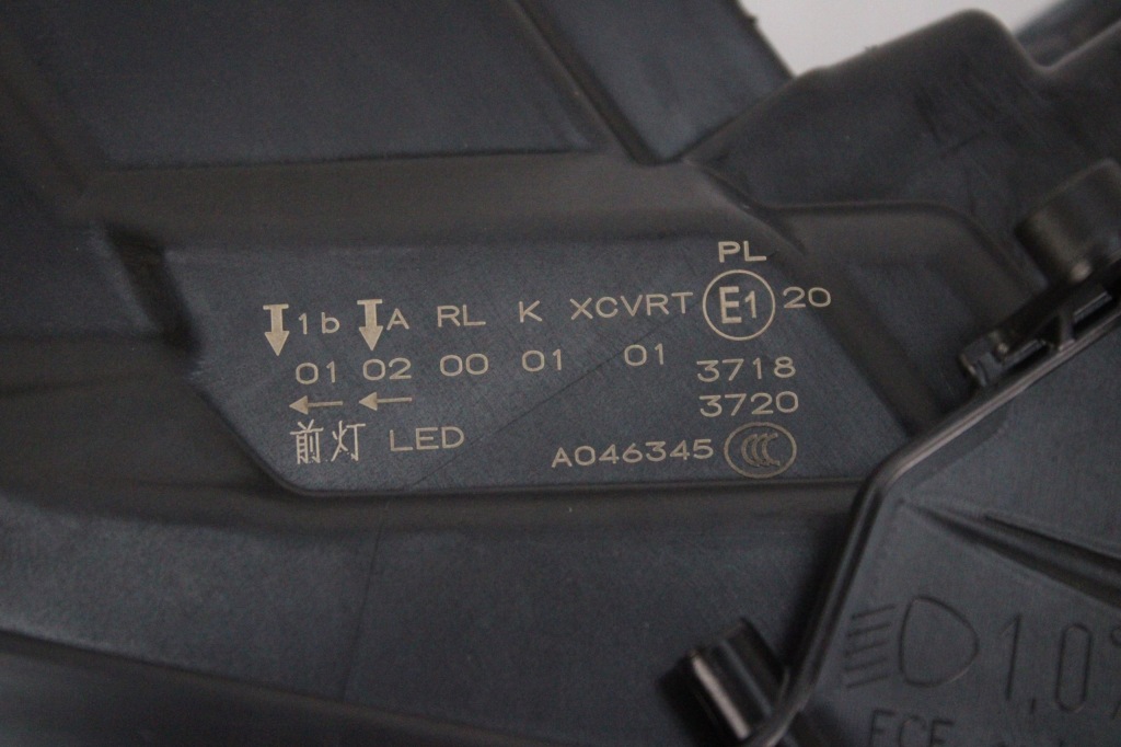 Новая оригинал  фара full led правый перед audi a8 d4 4h0941774b Цена