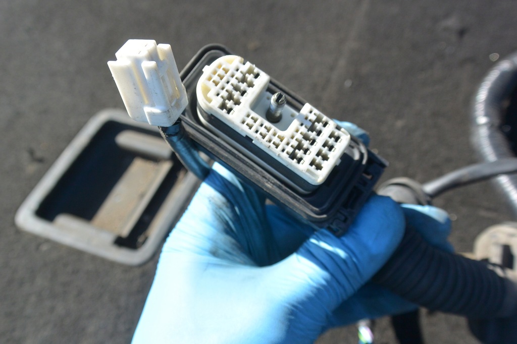 фото №6, Замок дверь жгут правый перед nissan maxima a33