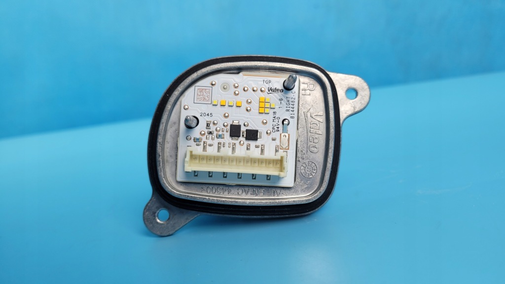 Opel corsa f 23r блок розжига модуль фары led правый  90195126c22 Недорого