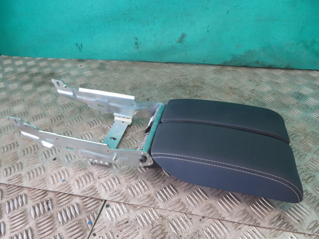 фото №1, Подлокотник range rover land rover velar l560 3.0 22r