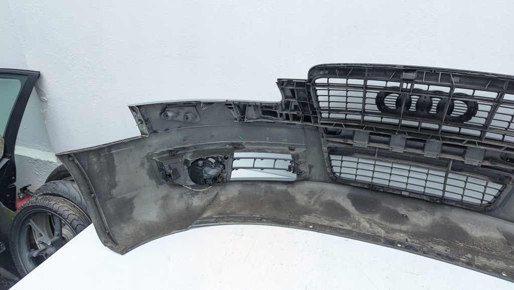 Бампер передний перед audi a6 c6 4f 4f0 2004 - 2008 хороший 4f0807437c ly7w Цена