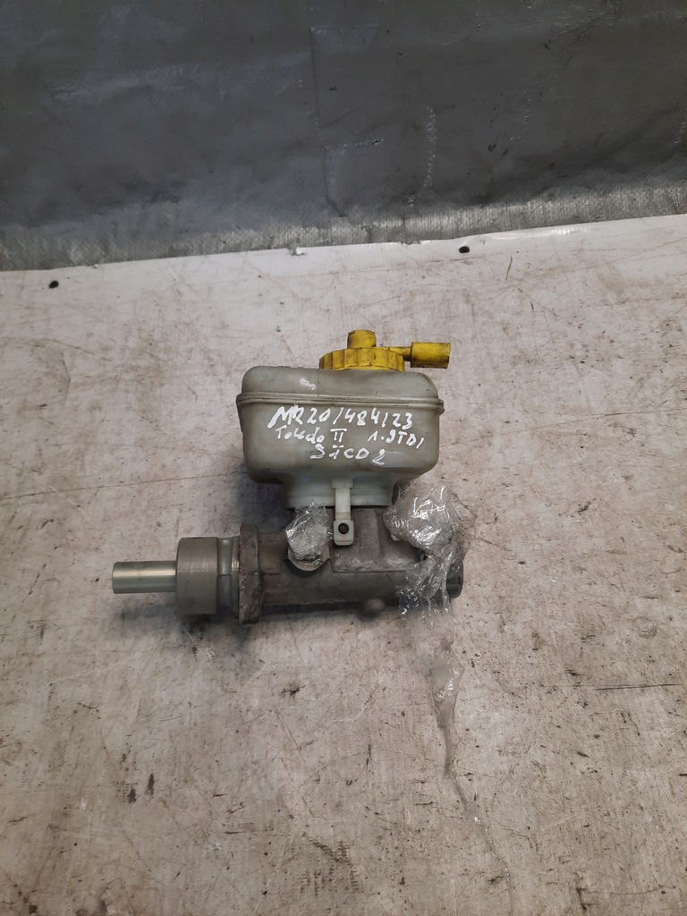 фото №1, Насос гальмівна seat toledo ii 1.9tdi 21027099