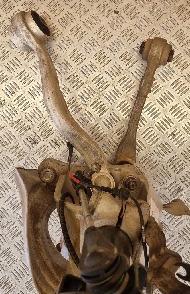 фото №9, Bmw g20 g21 поворотний кулак амортизатор важіль лівий перед 6878611 6877147 6877149