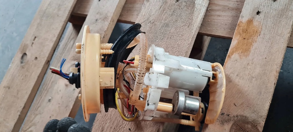 фото №8, A4 b9 8w помпа пального 2.0 tdi 8w0919088k a5 8w