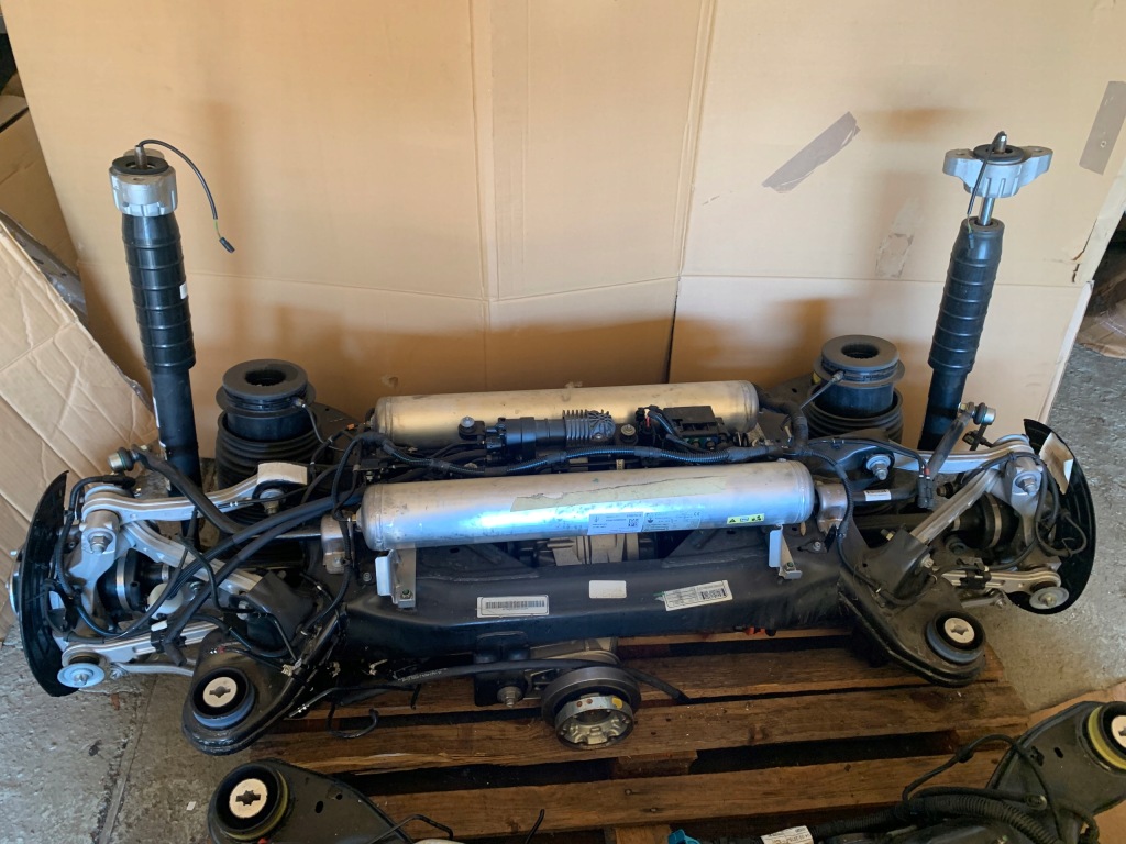 фото №1, Nowe org подвеска задняя задние полный maserati levante