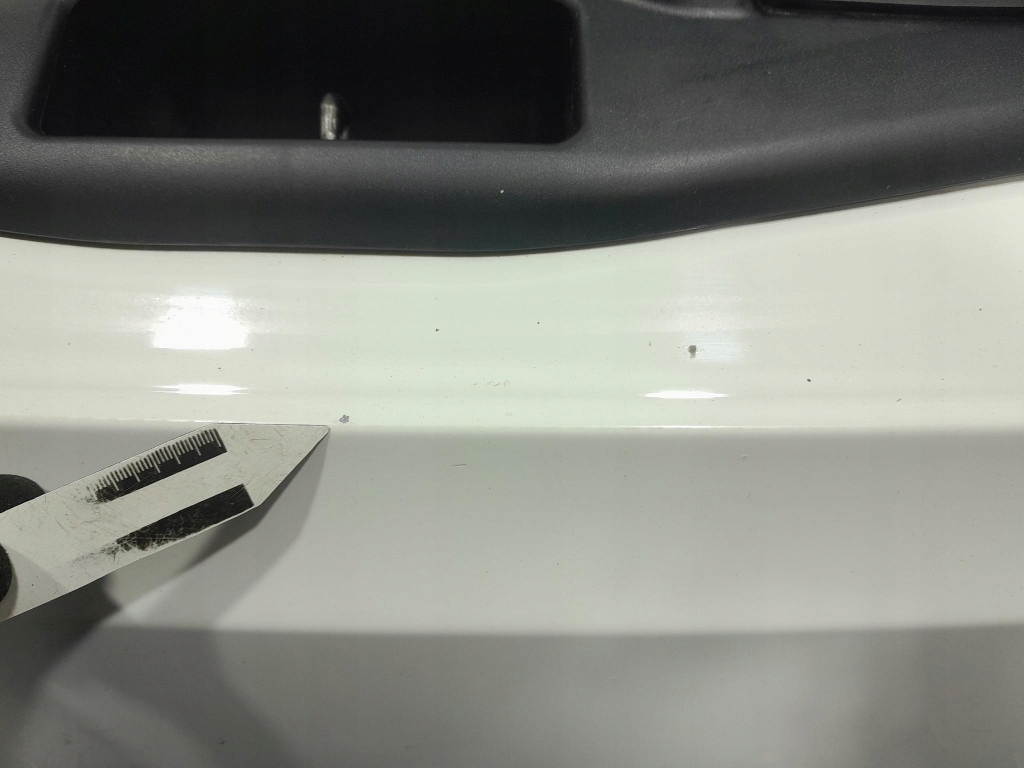 Bmw x5 e70 борт кришки багажника задній задня 300 в Україні